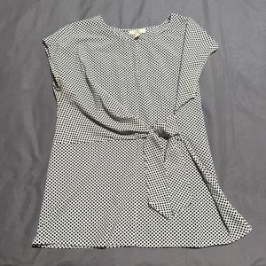 Polka Dot Tie Front Work Shirt 🖤🤍